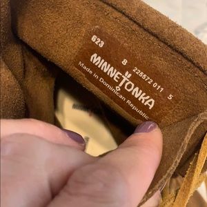 Minnetonka Shoes - Great condition lace up Minnetonka moccasins Minnetonka Shoes - Great condition lace up Minnetonka moccasins